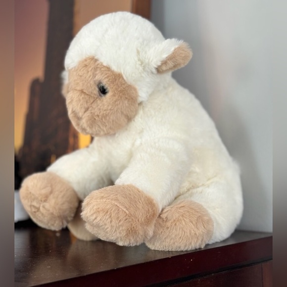 White Sheep plush toy - Picture 1 of 5